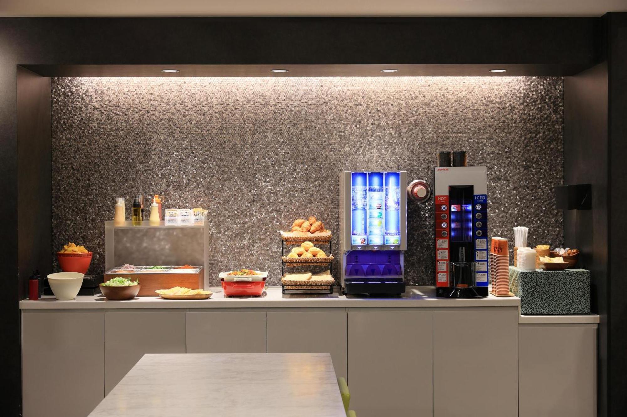 Karaksa Hotel Tokyo Station Eksteriør bilde
